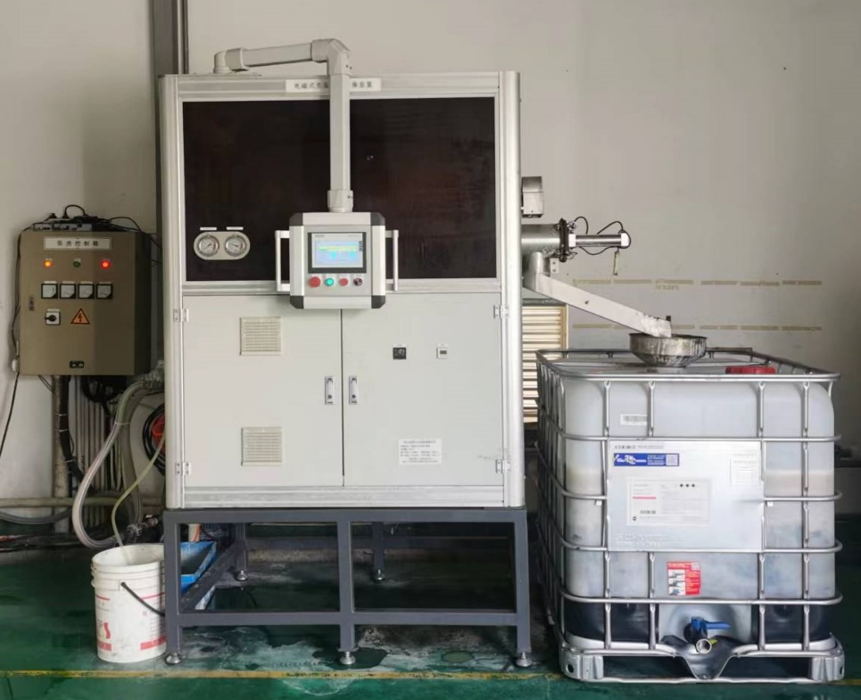 保亭某机械有限公司ZQ-JJ-0.5T蒸汽低温结晶蒸发设备乳化液案例